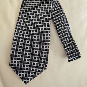 Nubio Black Gray and White Men's Silk Necktie Tie